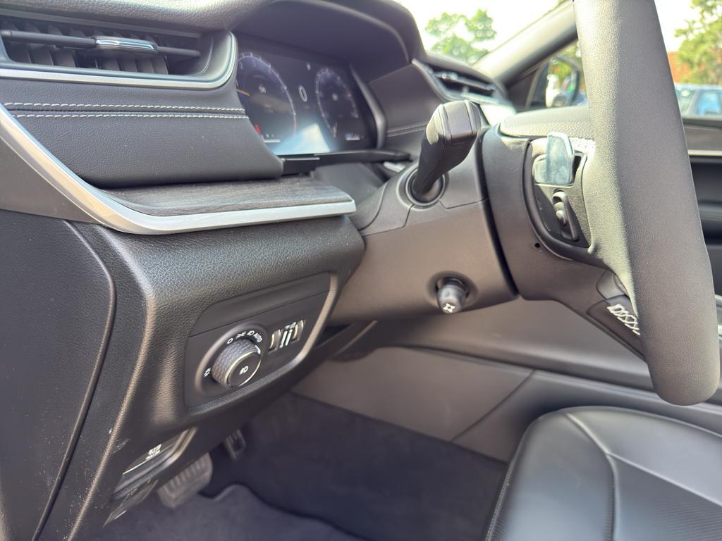 new 2025 Jeep Grand Cherokee L car, priced at $55,072