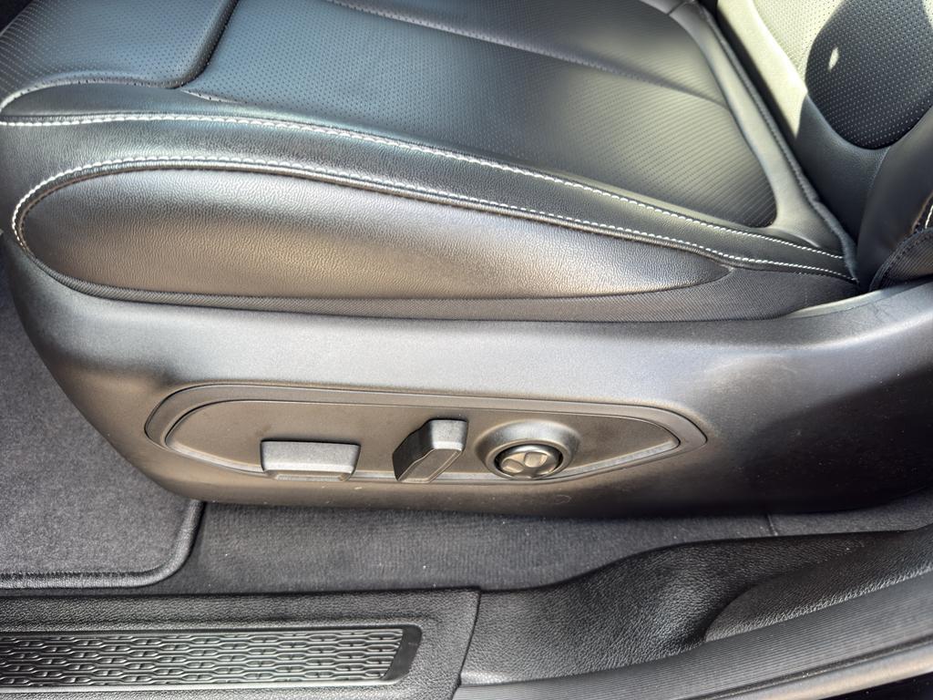 new 2025 Jeep Grand Cherokee L car, priced at $55,072