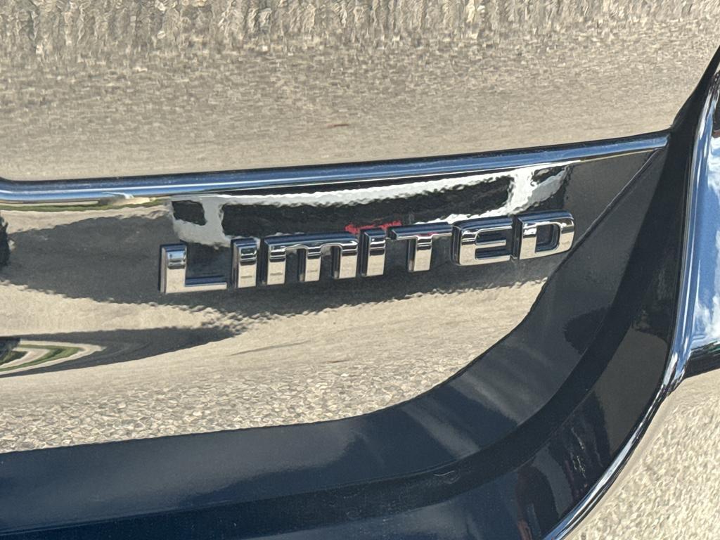 new 2025 Jeep Grand Cherokee L car, priced at $55,072