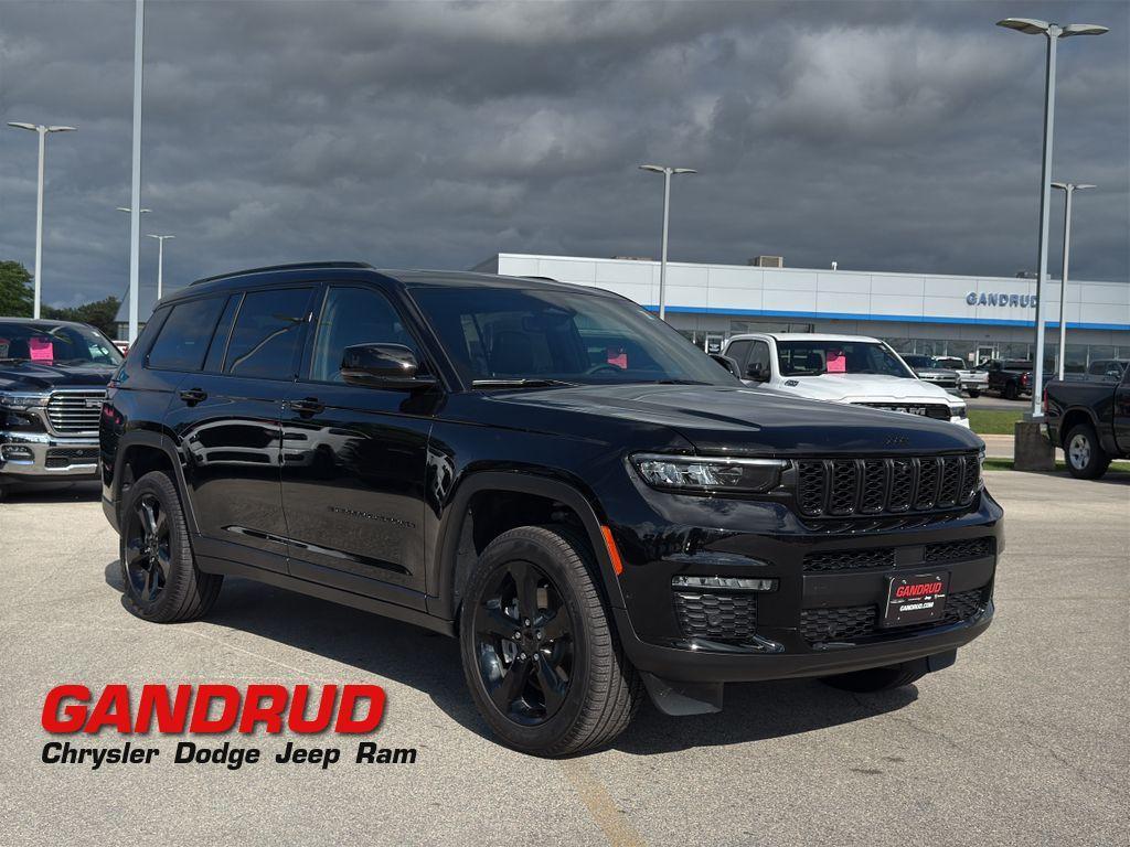 new 2025 Jeep Grand Cherokee L car, priced at $55,072
