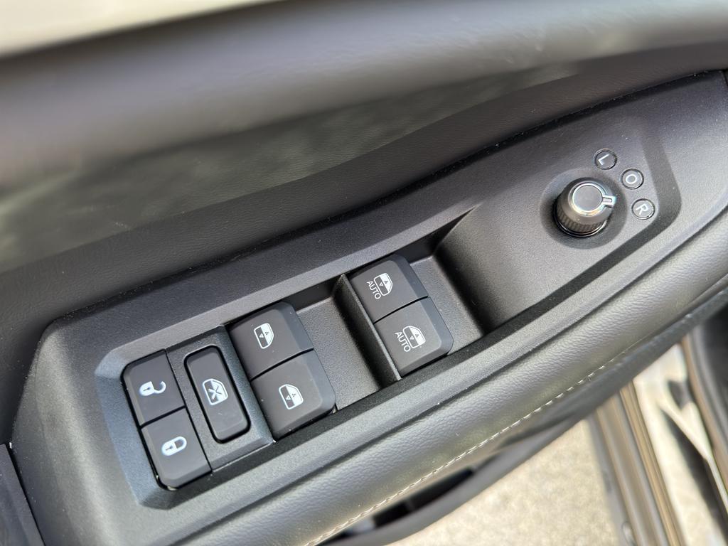 new 2025 Jeep Grand Cherokee L car, priced at $55,072