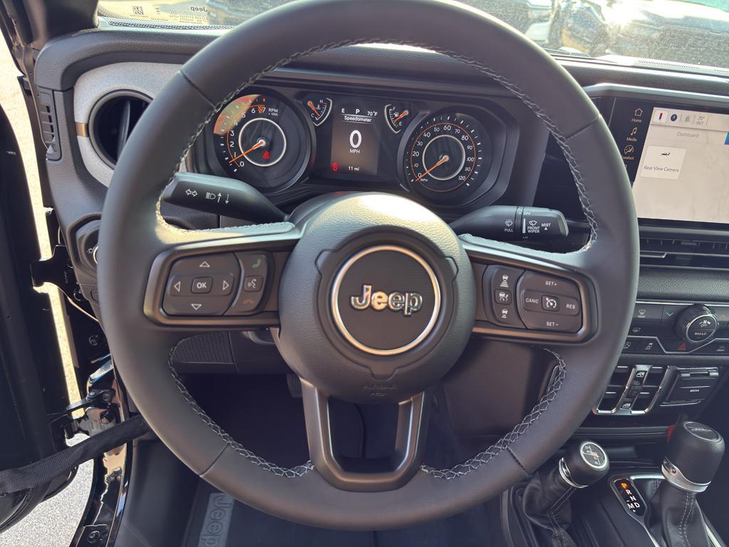 new 2025 Jeep Gladiator car, priced at $46,823
