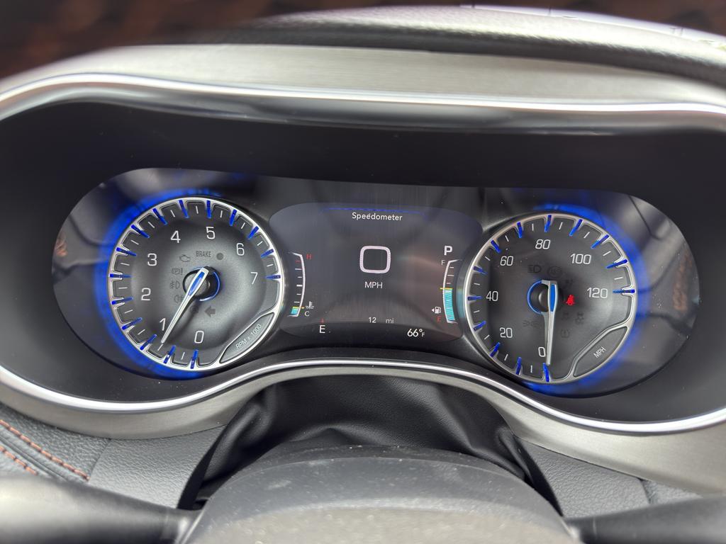 new 2025 Chrysler Pacifica car, priced at $57,920