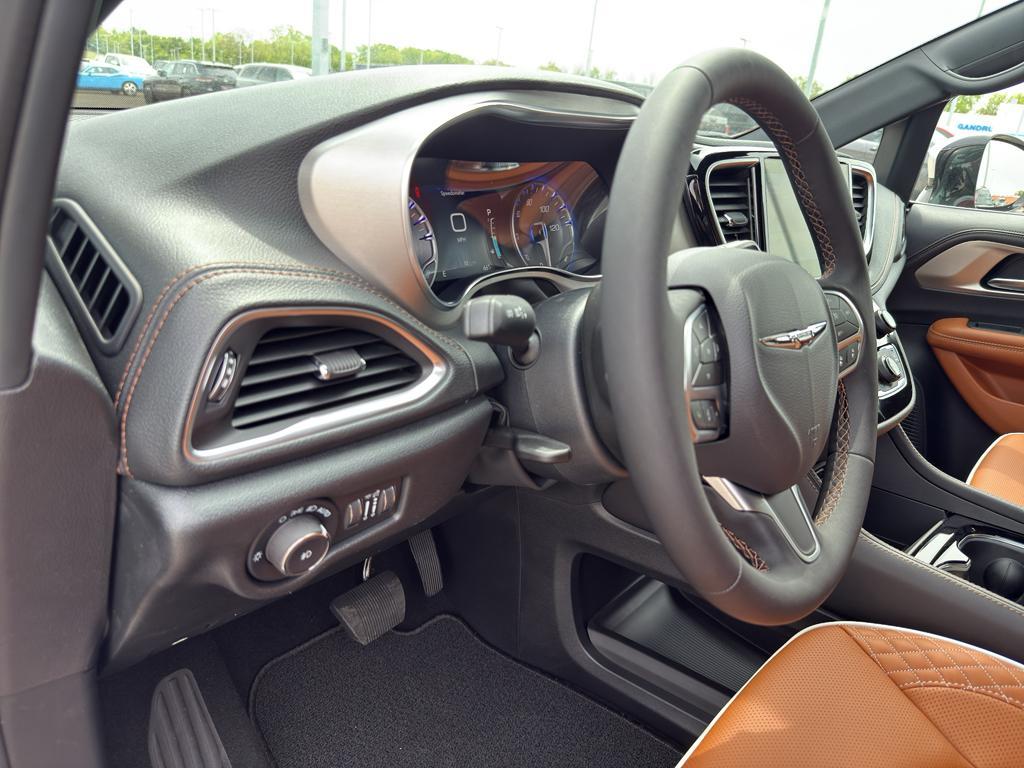 new 2025 Chrysler Pacifica car, priced at $57,920