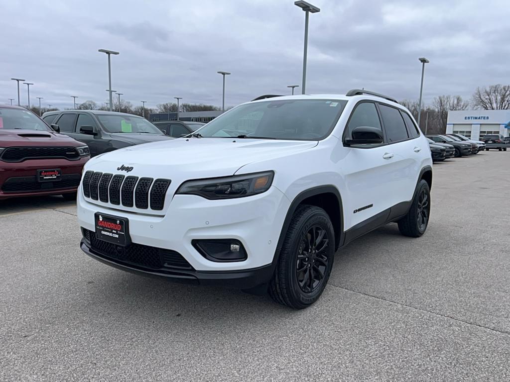 used 2023 Jeep Cherokee car, priced at $25,995