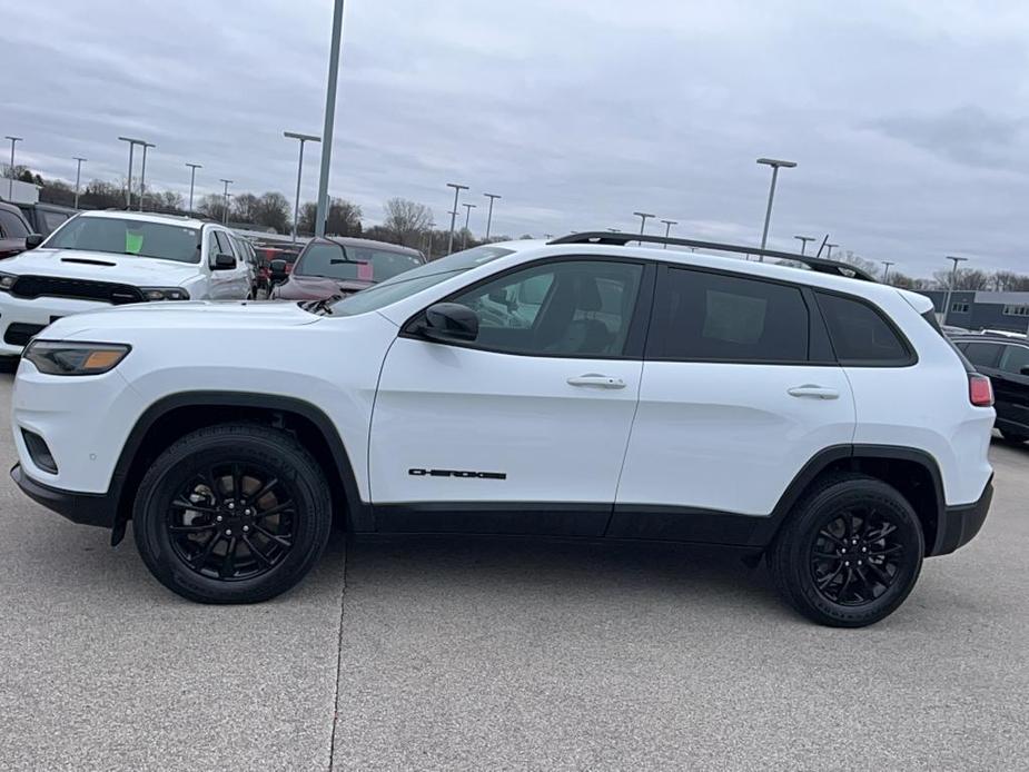 used 2023 Jeep Cherokee car, priced at $25,995