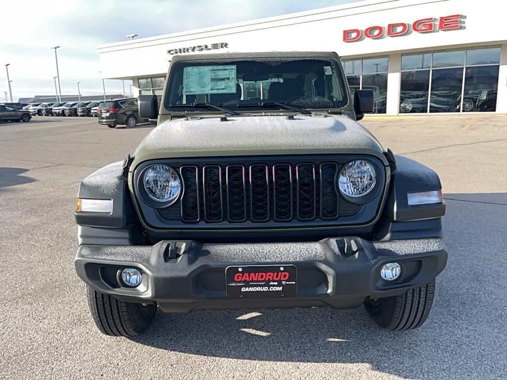 new 2025 Jeep Wrangler car, priced at $38,774