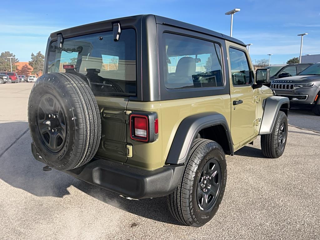 new 2025 Jeep Wrangler car, priced at $38,774