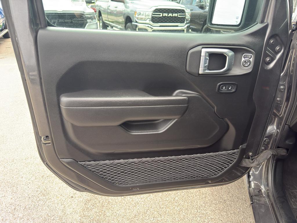 used 2023 Jeep Gladiator car, priced at $32,795