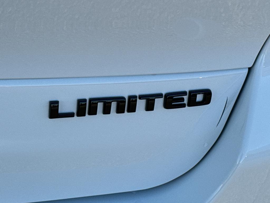 new 2025 Jeep Grand Cherokee L car, priced at $58,225