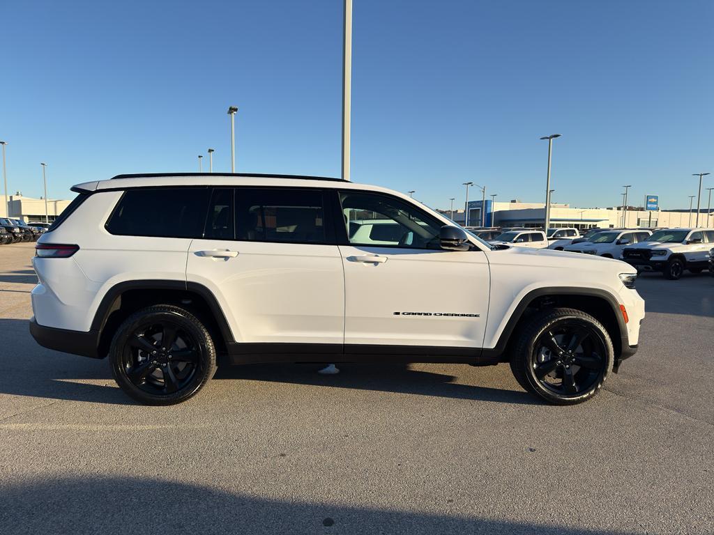 new 2025 Jeep Grand Cherokee L car, priced at $58,225