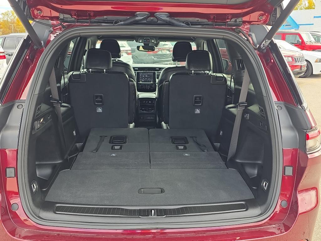 used 2024 Jeep Grand Cherokee L car, priced at $34,995