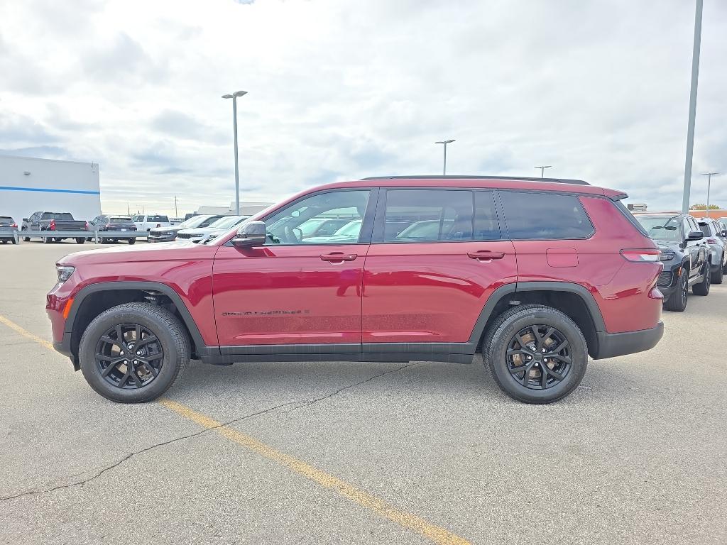 used 2024 Jeep Grand Cherokee L car, priced at $34,995