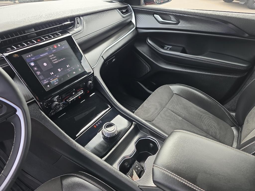 used 2024 Jeep Grand Cherokee L car, priced at $34,995