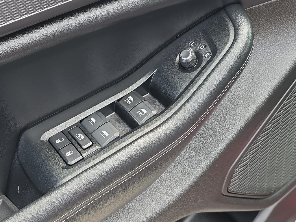 used 2024 Jeep Grand Cherokee L car, priced at $34,995