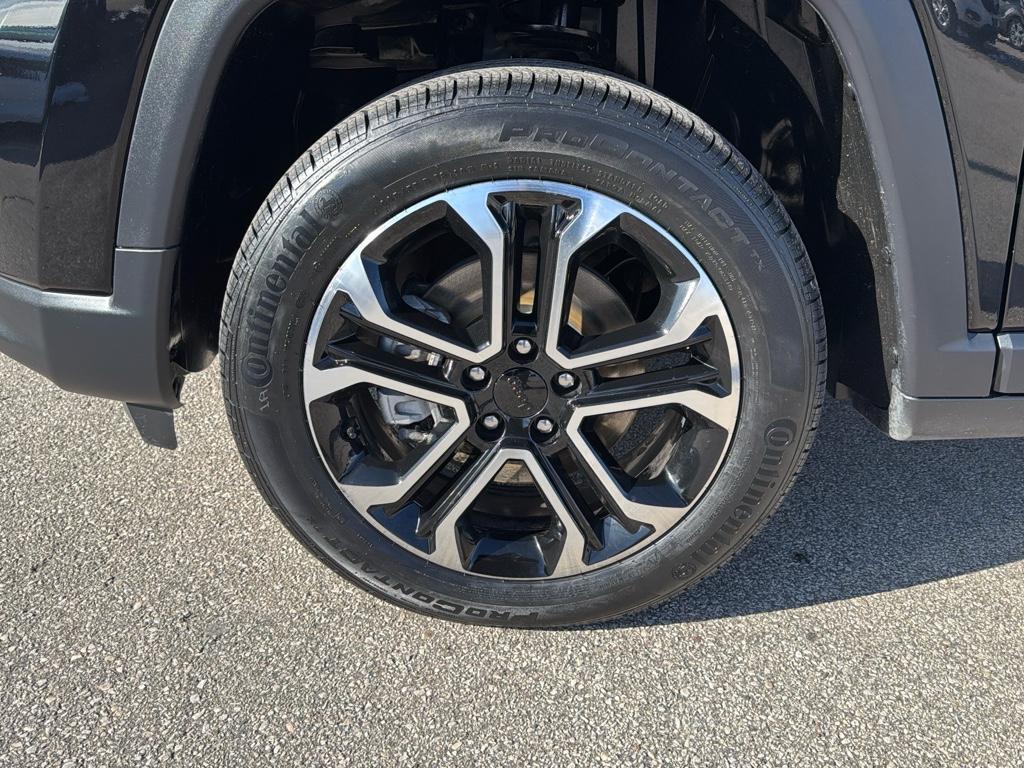 used 2022 Jeep Compass car, priced at $23,995