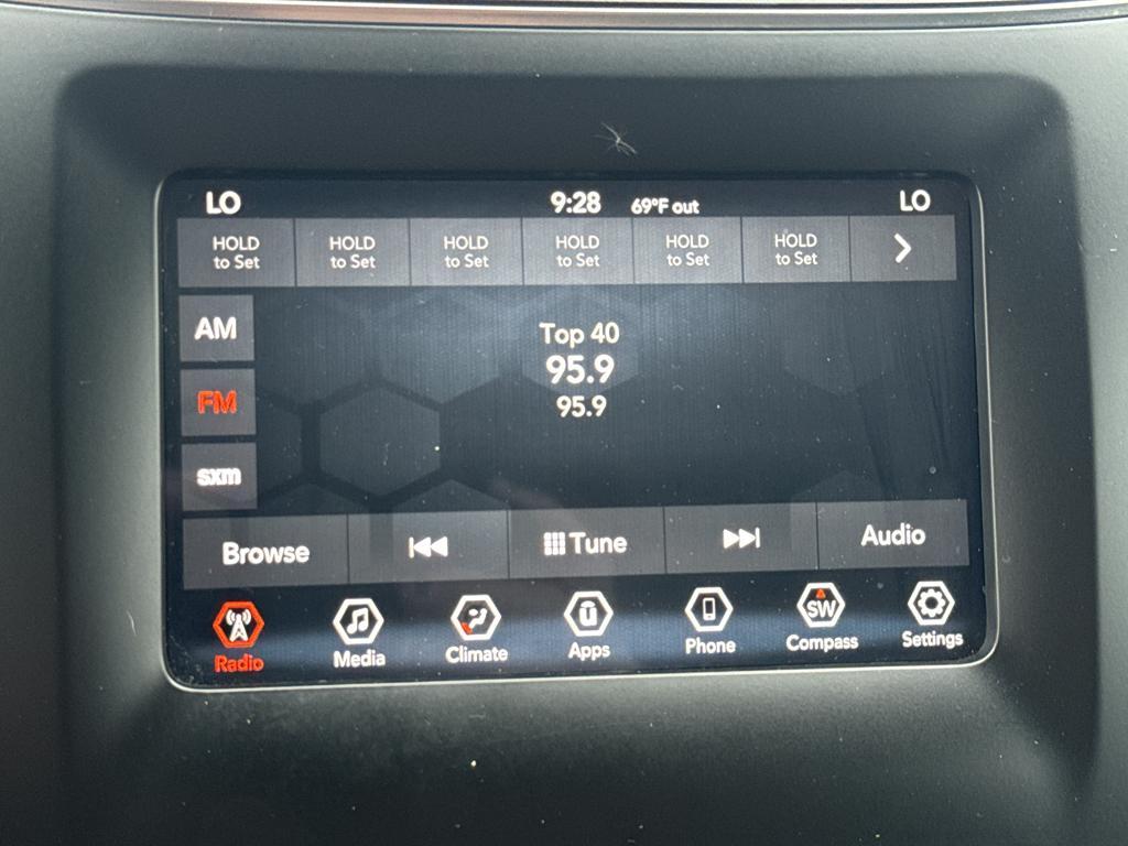 used 2019 Jeep Cherokee car, priced at $20,595