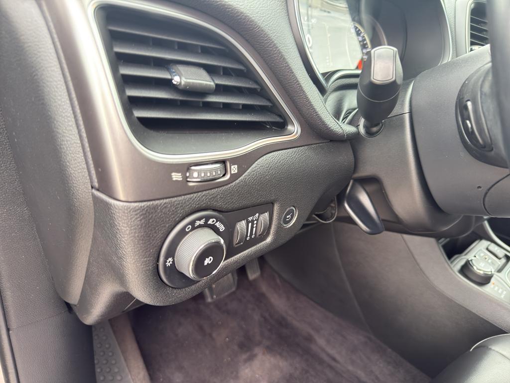 used 2019 Jeep Cherokee car, priced at $20,595