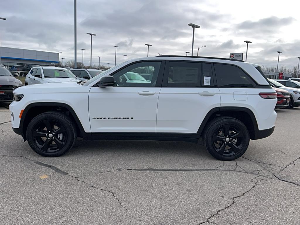 new 2025 Jeep Grand Cherokee car, priced at $46,223