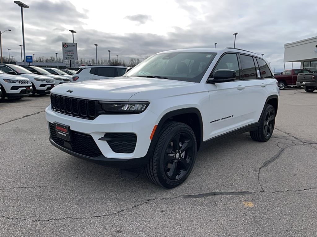 new 2025 Jeep Grand Cherokee car, priced at $46,223