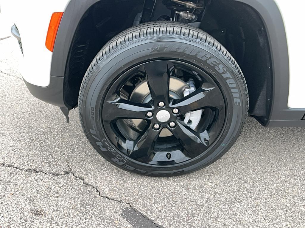 new 2025 Jeep Grand Cherokee car, priced at $46,223