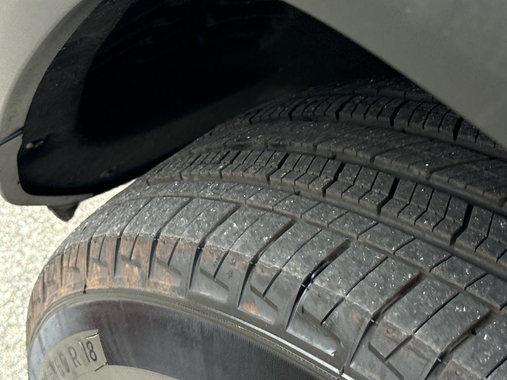 used 2024 Jeep Grand Cherokee L car, priced at $34,995