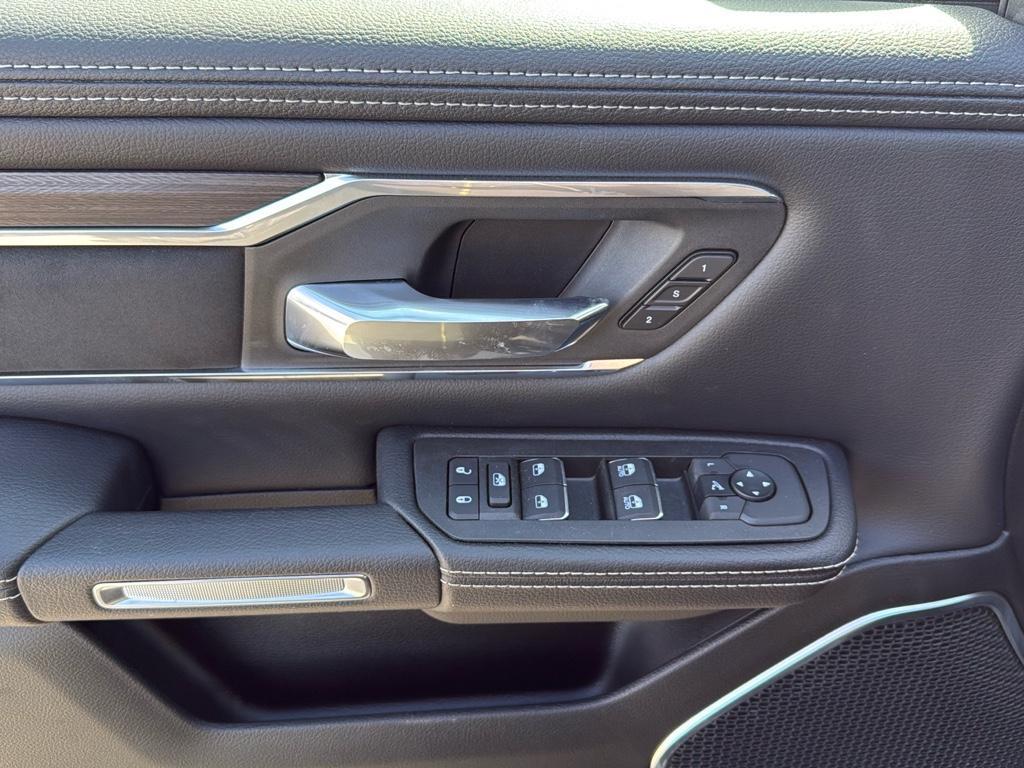 new 2025 Ram 1500 car, priced at $60,912