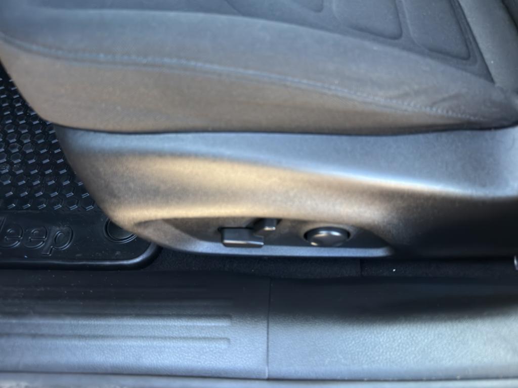 used 2022 Jeep Renegade car, priced at $19,295