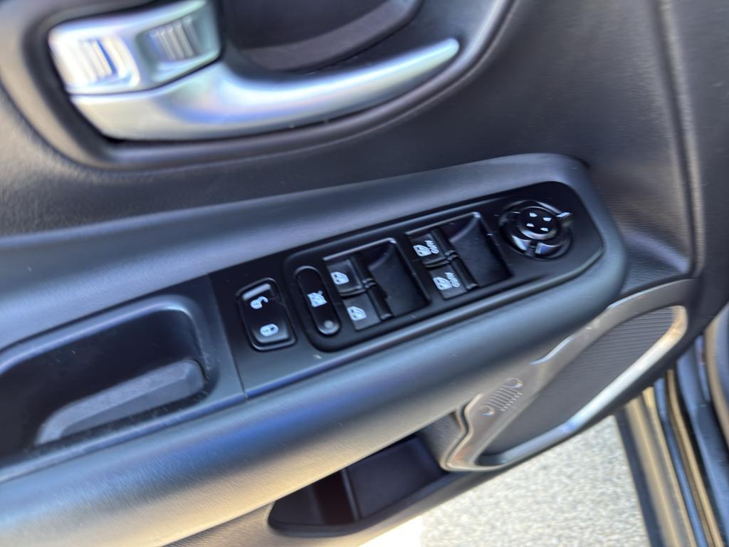 used 2022 Jeep Renegade car, priced at $19,295