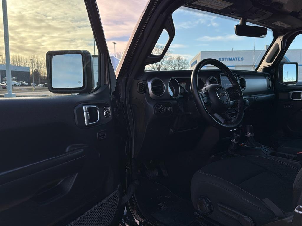 used 2021 Jeep Gladiator car, priced at $30,795