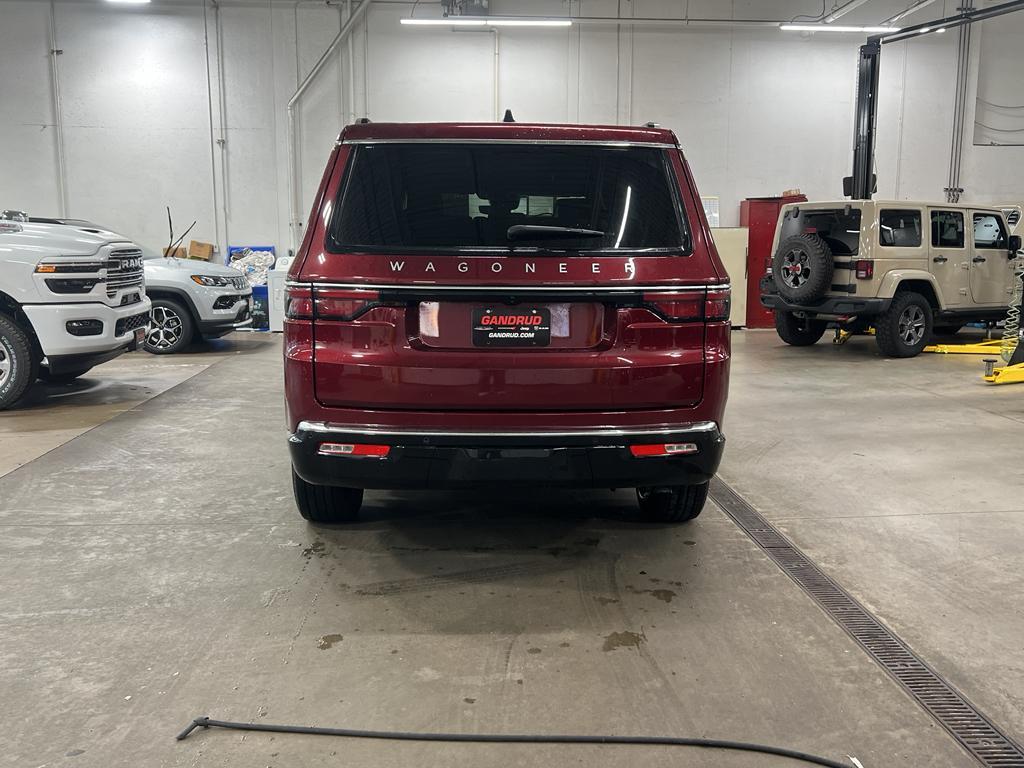 used 2024 Jeep Wagoneer car