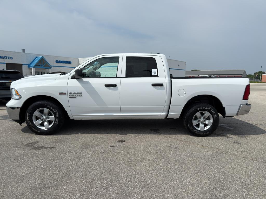 used 2022 Ram 1500 Classic car, priced at $29,995
