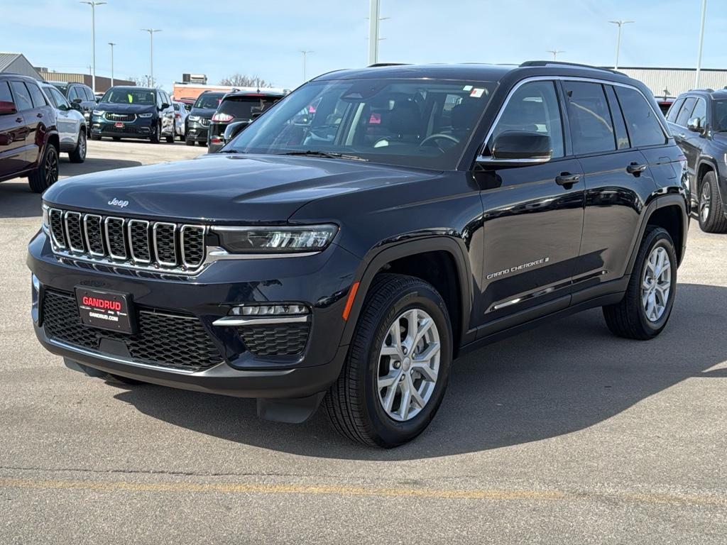 used 2023 Jeep Grand Cherokee car, priced at $35,695