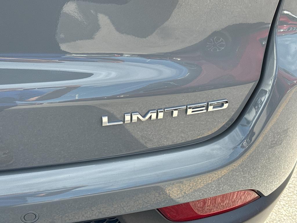 used 2022 Jeep Compass car, priced at $22,995