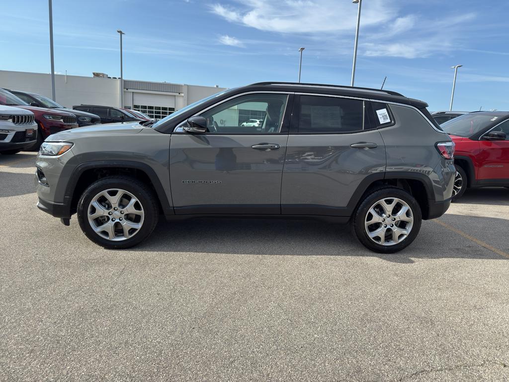 used 2022 Jeep Compass car, priced at $22,995