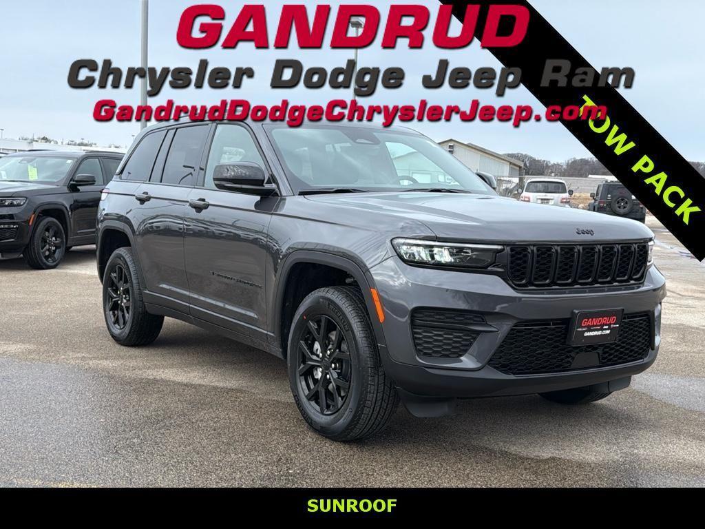 new 2025 Jeep Grand Cherokee car, priced at $45,279