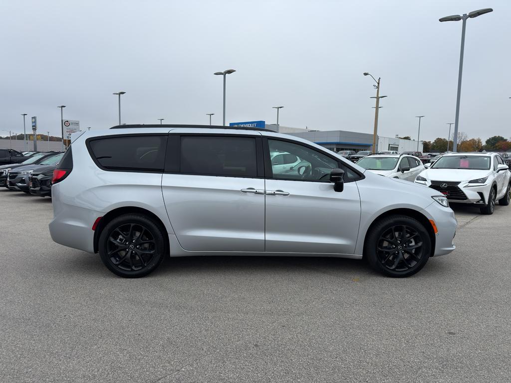 new 2026 Chrysler Pacifica car, priced at $50,577