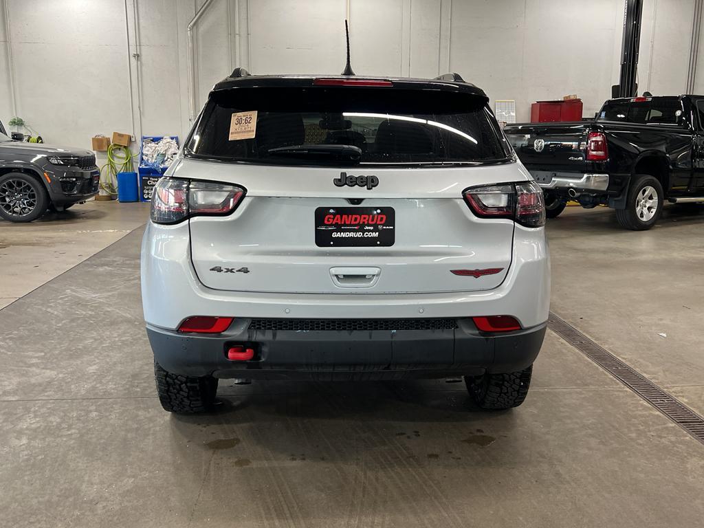 used 2024 Jeep Compass car