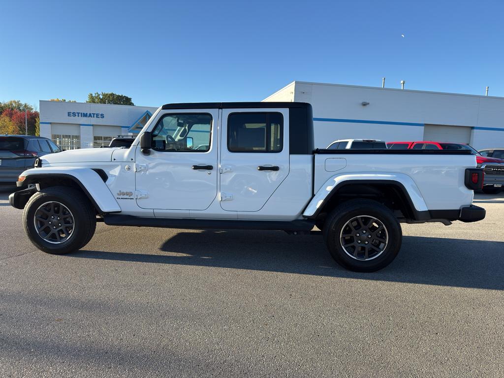 used 2023 Jeep Gladiator car, priced at $34,295