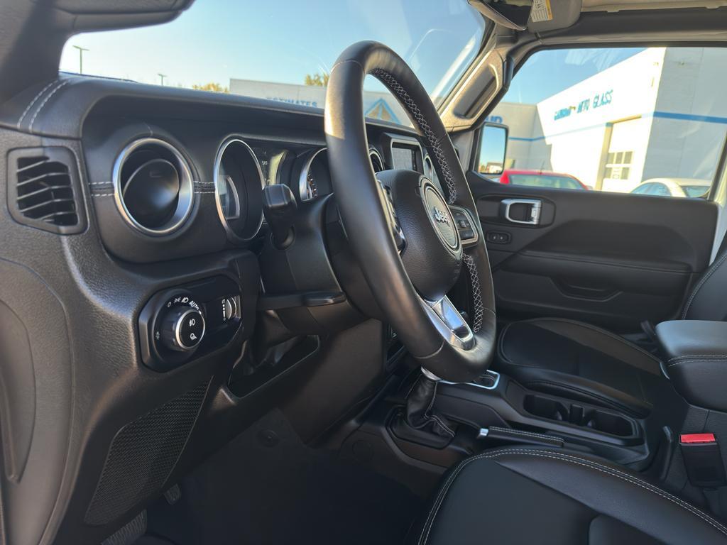 used 2023 Jeep Gladiator car, priced at $34,295