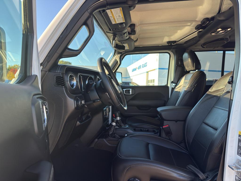 used 2023 Jeep Gladiator car, priced at $34,295