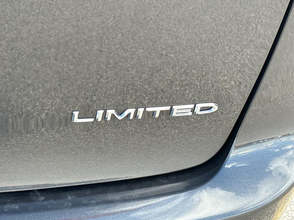 used 2023 Chrysler Pacifica car, priced at $30,295