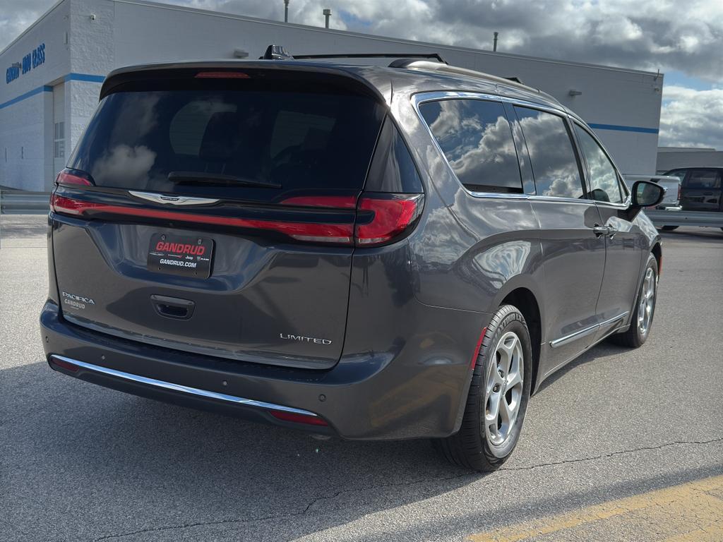 used 2023 Chrysler Pacifica car, priced at $30,295