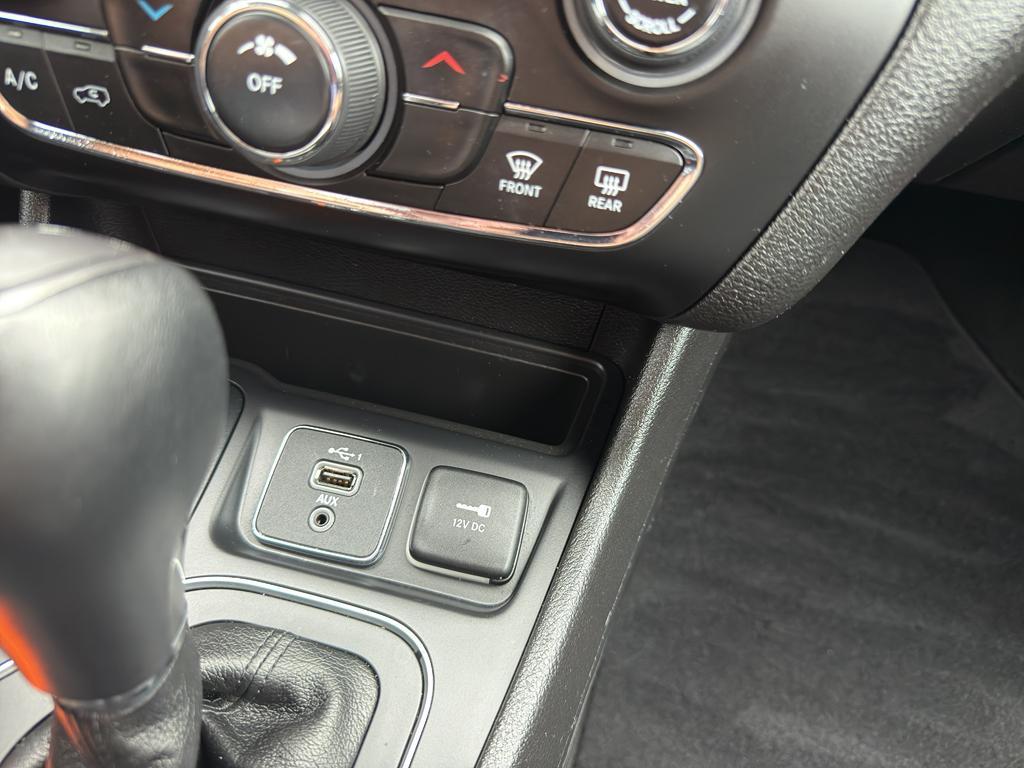 used 2021 Jeep Cherokee car, priced at $21,595