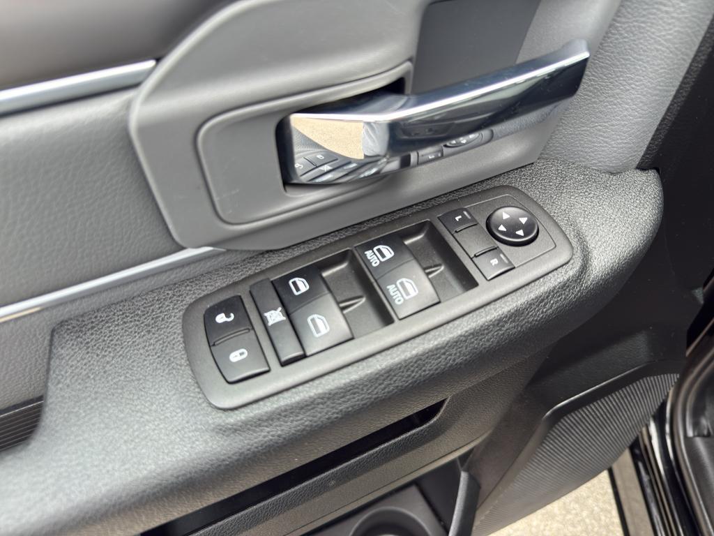 used 2022 Ram 1500 Classic car, priced at $28,695