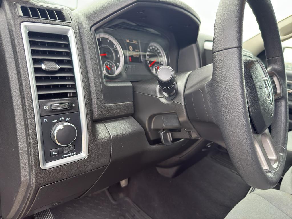 used 2022 Ram 1500 Classic car, priced at $28,695