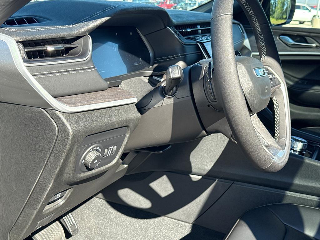 new 2025 Jeep Grand Cherokee L car, priced at $55,830