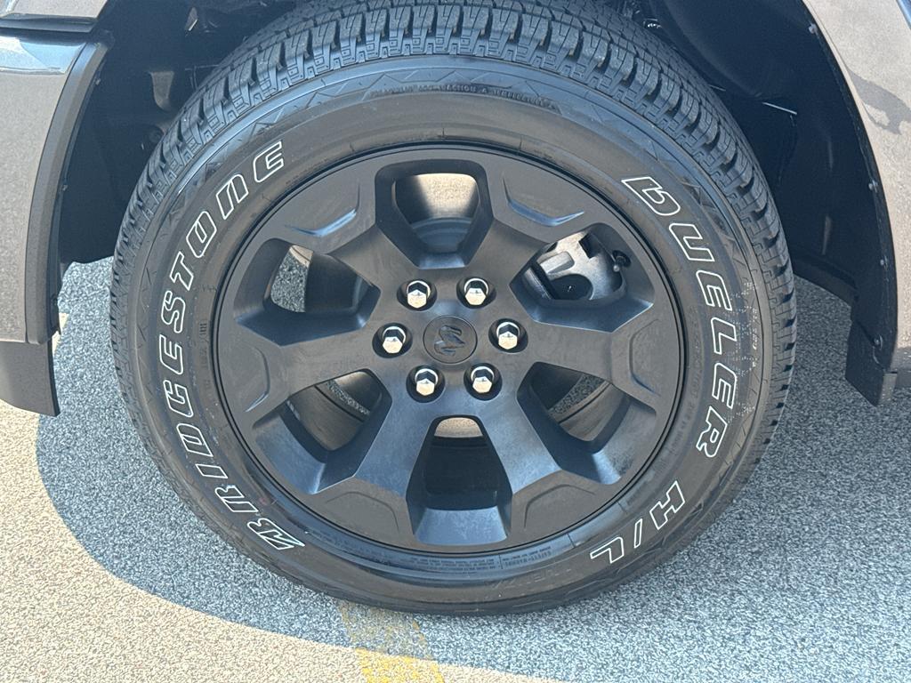 new 2025 Ram 1500 car, priced at $62,562