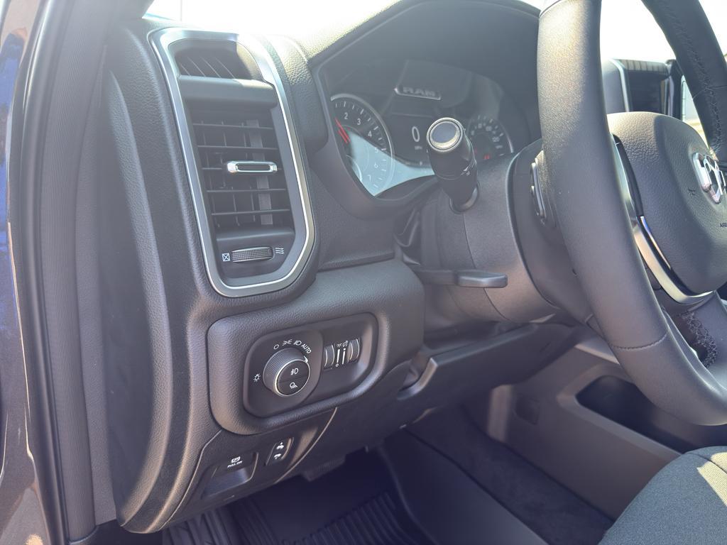 new 2025 Ram 1500 car, priced at $62,562