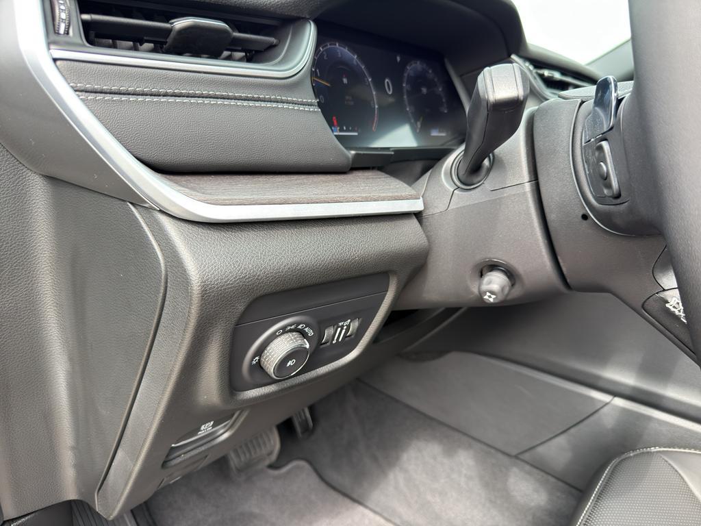 new 2025 Jeep Grand Cherokee L car, priced at $56,181